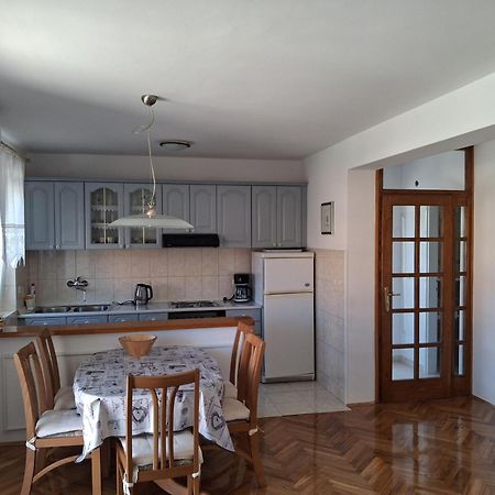 Apartments Antica Rab Town Exterior foto